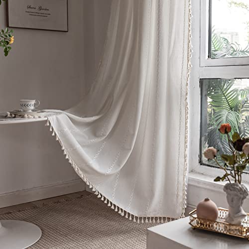 Freyamy Vorhänge Durchscheinend Bohemian Bestickte Weiß Streifen Quasten Vorhang Baumwolle Leinen Gardinen Boho Vintage Schiebevorhänge Blickdich Fensterdekoration 2er Set (B140xH160) von Freyamy