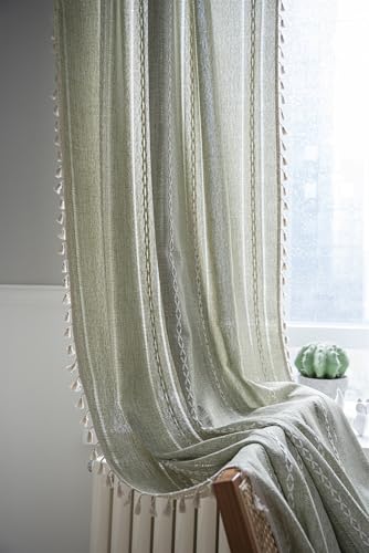 Freyamy Vorhang 240x140cm Bohemian Grün Leinen Landhausstil Streifen Transluzente Gardinen mit Quasten 2er Set Aushöhlen Transparent Gardinen für Schlafzimmer Bauernhaus Vorhang Stabtaschen-Design Freyamy Vorhang 240x140cm Bohemian Grün Leinen Landhausstil Streifen Transluzente Gardinen mit Quasten 2er Set Aushöhlen Transparent Gardinen für Schlafzimmer Bauernhaus Vorhang Stabtaschen-Design von Freyamy