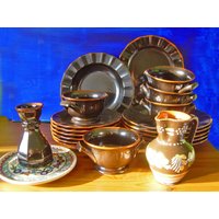 Vintage Speiseservice Mexiko Landhaus Art Geschirr Keramik Schwarz Braun Silber Schimmer Wellenrand Eklektisch Boho Hacienda Finca 5-6 Pers von Fridalicious4U