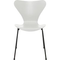Fritz Hansen - Serie 7 Stuhl, schwarz / Esche weiß gefärbt von Fritz Hansen