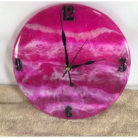Wanduhr, Tischuhr von FrogHollowStudio