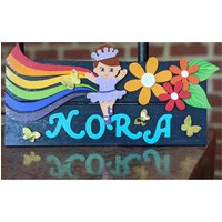 Prinzessin Einhorn Handgemalte Benutzerdefinierte Hölzerne Kindernamenschild, Mädchennamenschild, Mädchenzimmer, Türschild, Namensschild Prinzessin Einhorn Handgemalte Benutzerdefinierte Hölzerne Kindernamenschild, Mädchennamenschild, Mädchenzimmer, Türschild, Namensschild von FroggyBooShop