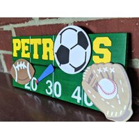 Sport Fußball Basketball Baseball Handgemalte Benutzerdefinierte 3D Holz Kinder Namensteller, Namensschild, Kinderzimmer Zeichen Sport Fußball Basketball Baseball Handgemalte Benutzerdefinierte 3D Holz Kinder Namensteller, Namensschild, Kinderzimmer Zeichen von FroggyBooShop