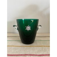 Ein Wunderschöner Vintage-Emeraldgrün Étoile Du Nord D.d.f.r.kristall-Eiskübel Mit Klaren Glasgriffen Und Einem Sternmotiv Auf Der Vorderseite von FroggyBrocante