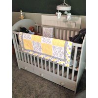 Custom Baby Quilt Individuelle Patchwork-Decke von FromNeedleAndThread