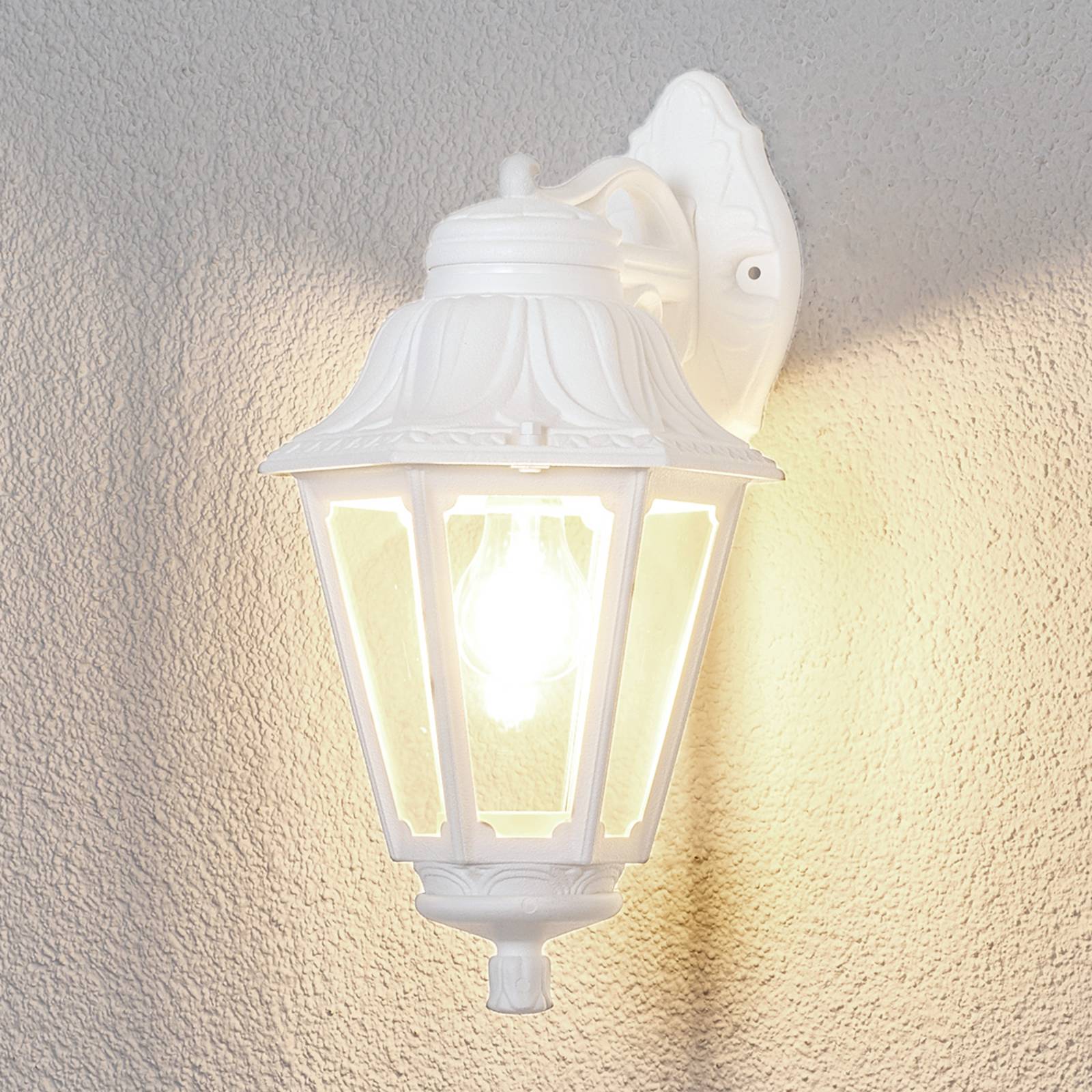 LED-Außenwandlampe Bisso Anna E27 weiß von Fumagalli