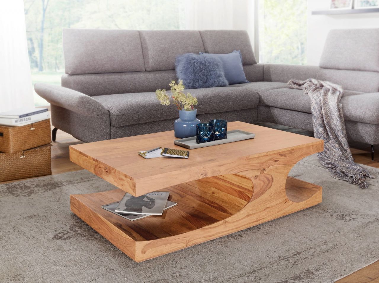 Couchtisch Massivholztisch BUANA 118x70x38 cm mit Ablage Holz Akazie von Fun Möbel