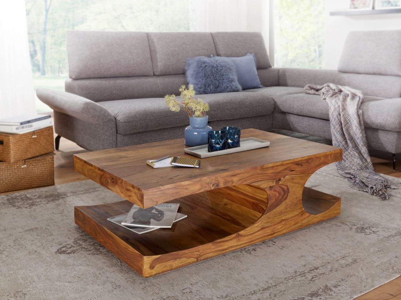 Couchtisch Massivholztisch BUANA 118x70x38 cm mit Ablage Holz Sheesham von Fun Möbel