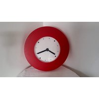 Vintage Ikea Pop Art Memphis Milano Stil Wanduhr in Einem Kunststoffrahmen von FunAntic