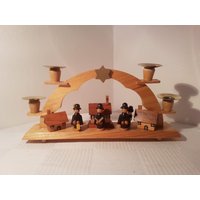 Vintage Kerzenständer Aus Deutschland Mit Weihnachtsfiguren 4 Kerzen Handmade Design von FunAntic