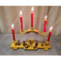 Vintage Kerzenständer Aus Deutschland Mit Weihnachtsfiguren 5 Kerzen Handmade Design von FunAntic