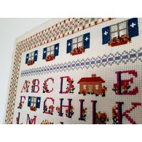 Vintage Kreuzstich Alphabet Für Kinder Oder Babyzimmer Das Kinderzimmer Bestickte Häuser Schlafzimmer Dekor von FunAntic