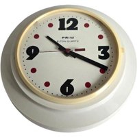 Vintage Mid Century Kunststoff Wanduhr Prim 80Er Jahre von FunAntic