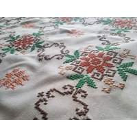 Vintage Rustikale Rechteckige Leinentischdecke Mit Stickerei 122 150 Sm von FunAntic