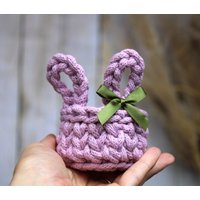 Mini Hasenkörbchen Gehäkelt/Dekoration/Eierbecher von FunkelscheinDesigns