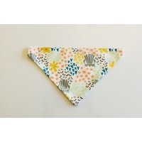 Muskoka Stuhl Reversible Über Dem Kragen Hund Bandana von FurdaKiddos
