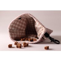 Leckerlibeutel Aus Weichem Cord Leckerlibeutel Aus Weichem Cord von FureverGreyt
