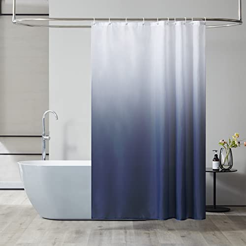 Furlinic Duschvorhang Textil Anti-schimmel Wasserdicht Waschbar Badvorhang aus Polyester Stoff Weiß nach Dunkelblau 150x180cm mit 10 Duschvorhangringen. von Furlinic