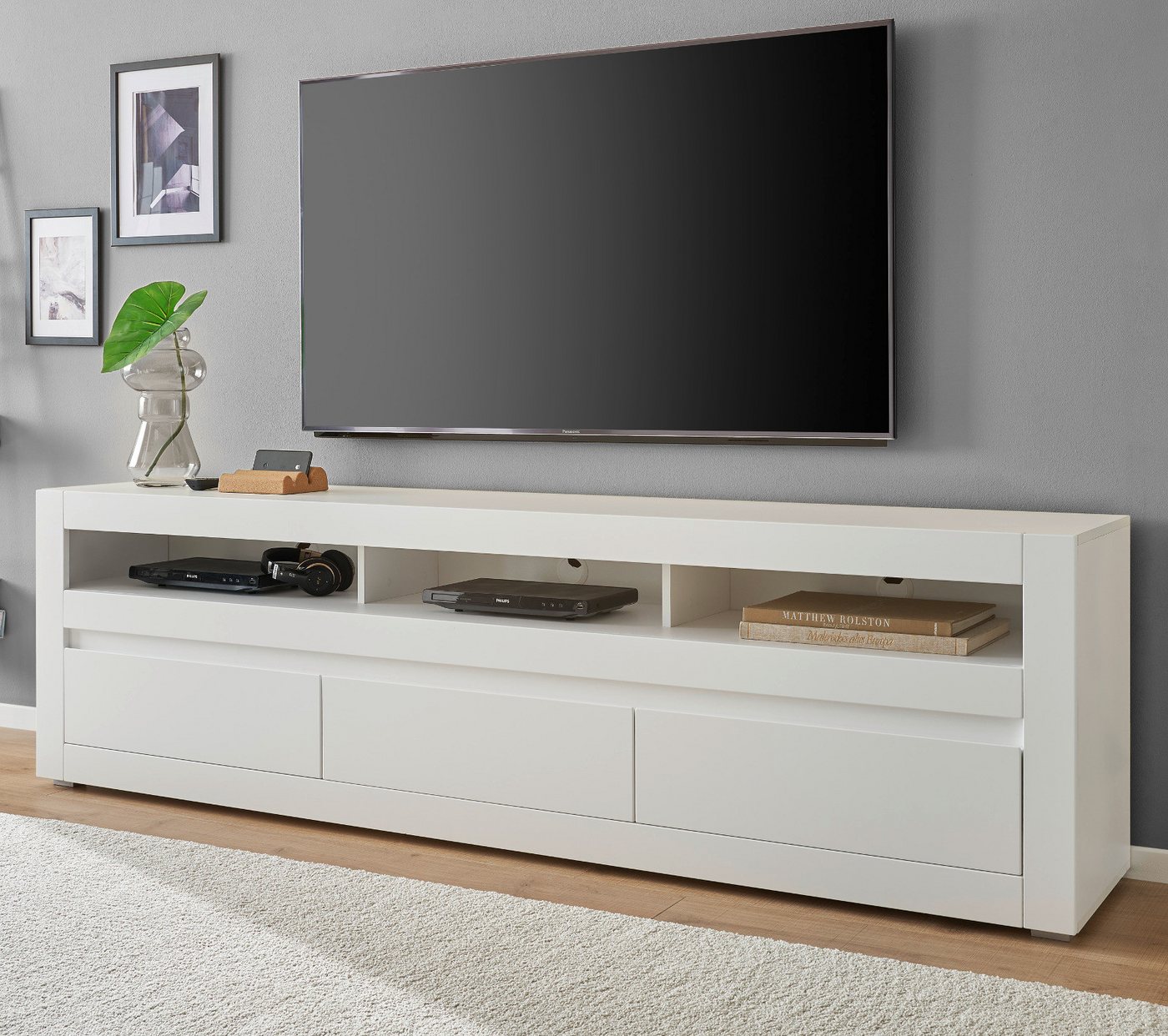 Furn.Design Lowboard Derby (TV Unterschrank in weiß, Breite 217 cm / 75), mit weiß oder Eiche, Soft-Close-Funktion von Furn.Design