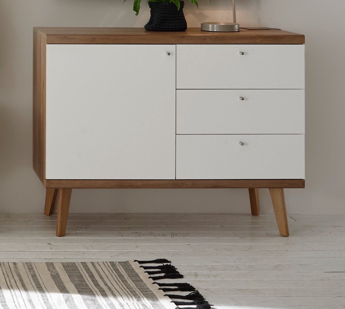 Furn.Design Sideboard Helge (Kommode in weiß und Eiche Riviera, 107 x 83 cm), skandinavisches Design von Furn.Design