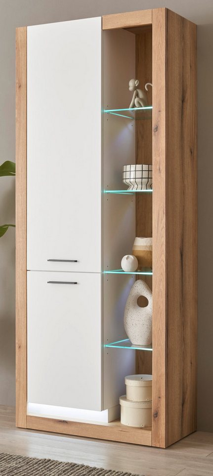 Furn.Design Standvitrine Rivian (großer Vitrinenschrank in Eiche Dekor und matt weiß, 80 x 195 cm) mit 10 Fächern von Furn.Design