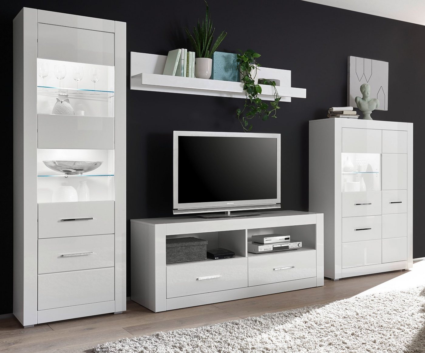 Furn.Design Wohnwand Carrara, (Schrankwand in weiß Hochglanz mit Chromgriffen, 4-teilig, 330 x 198 cm), TV Lowboard auf Rollen von Furn.Design
