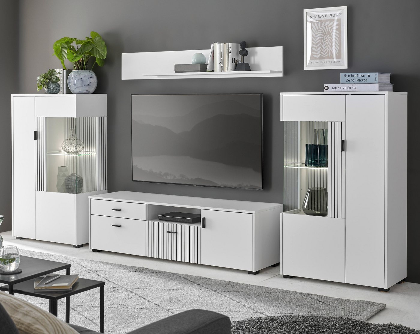 Furn.Design Wohnwand Merced, (Wohnzimmer-Set in weiß matt und schwarz, 4-St., 320 x 170 cm), mit Soft-Close Funktion, Staboptik von Furn.Design