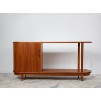 Halb Offenes Sideboard, Mid Century Modern, Beruhigender Ort von FuruFurniture