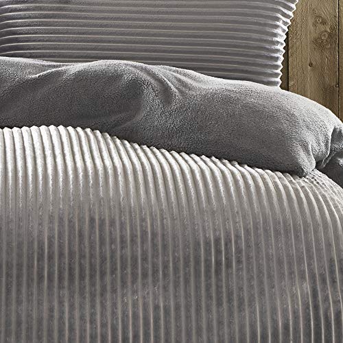 Fusion Ribbed Geripptes Teddy-Fleece – extra weiches Bettbezug-Set, Polyester, Silber, Doppelbett von Fusion