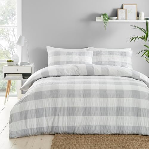 Fusion Seersucker-Bettwäsche-Set für Doppelbett, wendbares Design (Streifen), weiche Haptik, Pucker-Effekt, Hellgrau und Weiß, Biber/Gingham-Bett-Set von Fusion
