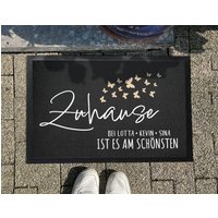 Fußmatte Zuhause Bis 120cm | Personalisierte Mit Herz Schmetterling Spruch Willkommen Teppich Für Paare Fußmatte Zuhause Bis 120cm | Personalisierte Mit Herz Schmetterling Spruch Willkommen Teppich Für Paare von FussmattenKINGde