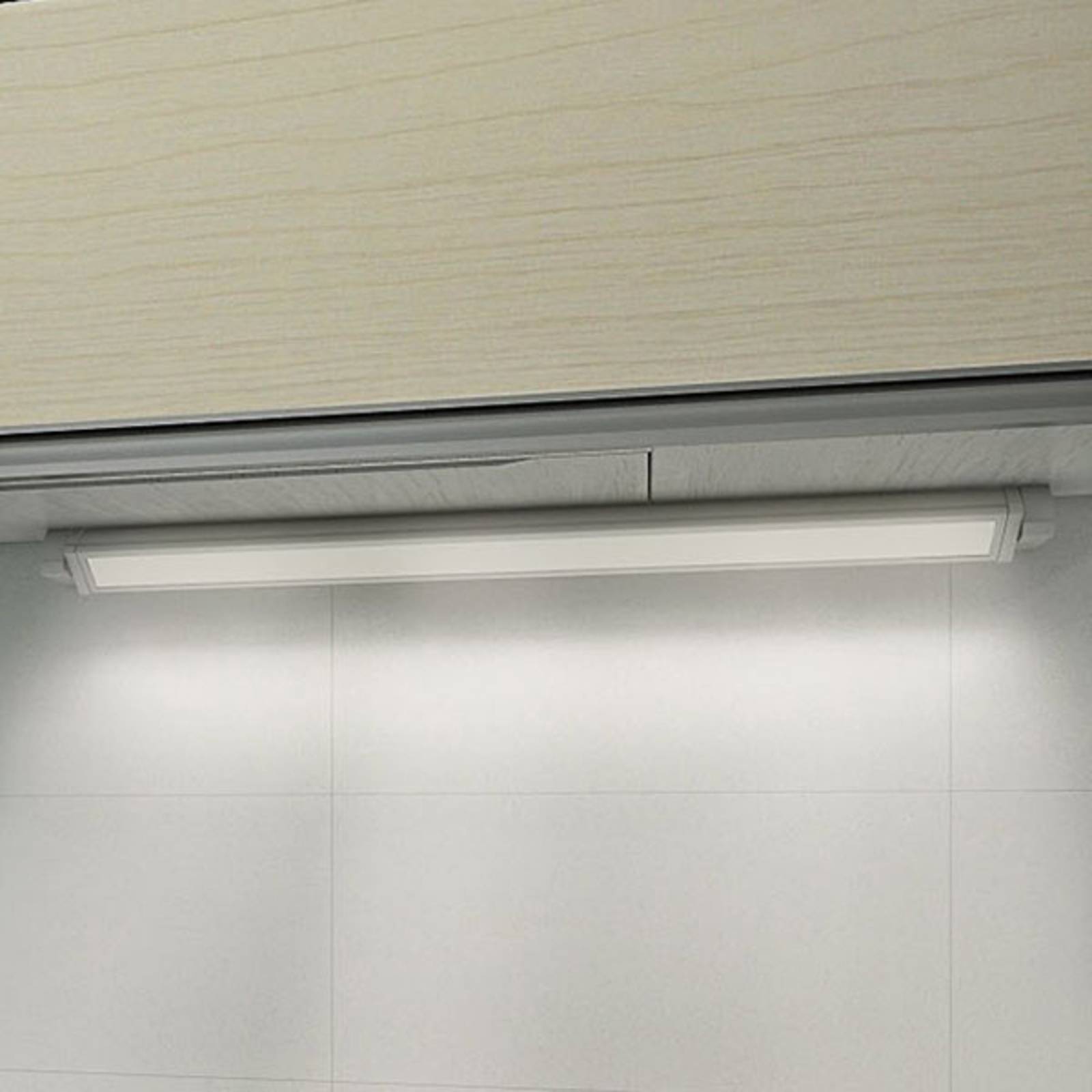 LED-Möbel-Anbauleuchte 957, Länge 77 cm von G & L Handels GmbH