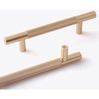 10 Stück goldene Küchenschrankgriffe, 96 mm, Möbelgriffe mit Schrauben, für Schreibtische, Schubladen, Schränke, Schränke 10 Stück goldene Küchenschrankgriffe, 96 mm, Möbelgriffe mit Schrauben, für Schreibtische, Schubladen, Schränke, Schränke von GABRIELLE