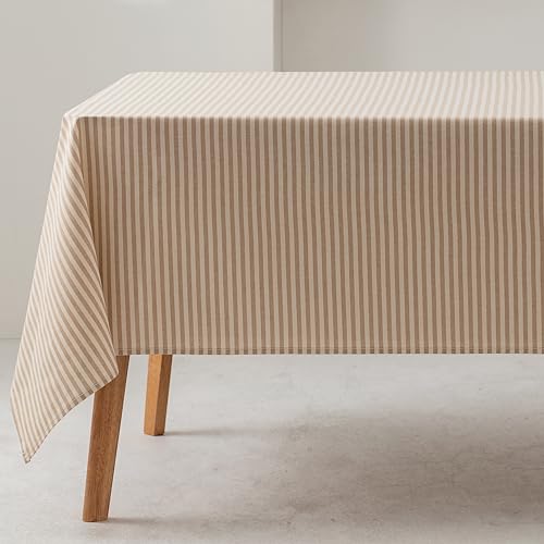 GAMUSI Tischdecke, schmutzabweisend, quadratisch, feine Streifen, Beige, wasserdicht, 100 % Baumwolle, waschbar, innen und außen, 140 x 240 cm von GAMUSI