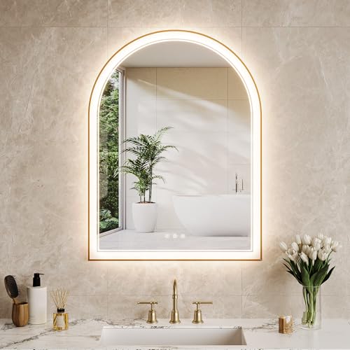 GAOMON 61 x 81,3 cm Goldener gewölbter Spiegel, Badezimmerspiegel mit dimmbarer LED, beschlagfrei und 3 Farbtemperaturen, Kosmetikspiegel mit Lichtern von GAOMON