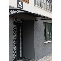 Hauseingang Vordach aus komplet Aluminium 105 cm x 135 cm von GARDAN PLASTIK FERFORJE