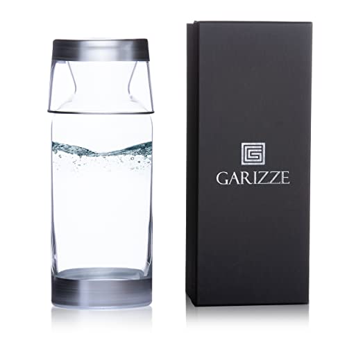 GARIZZE Nachttisch-Wasserkaraffe und Glas-Set für Schlafzimmer, Nachttischkaraffe und Glas-Set, Mundspül-Dekanter für Badezimmer, Wasserkaraffe mit Glasbecher für Nachttisch (680 ml, 200 ml, Silber) von GARIZZE