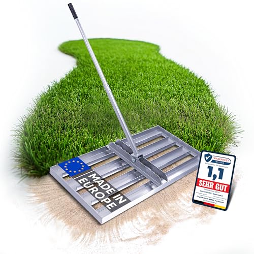 GartenGuru® [80x30cm] Rasenrakel [LANGLEBIG & ROBUST] - inkl. 1,4m Stiel aus Metall - Rasenrechen aus hochwertigem legiertem Stahl - Rasen Rakel für die perfekte Rasenpflege - Lawn Leveling rake von GARTENGURU
