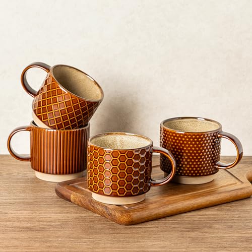 GBHOME Stapelbare Kaffeetassen 4er Set I 350ml Keramik Tassen mit Textur I Spülmaschinen- & Mikrowellengeeignet I Für Latte/Cappuccino I Moderne Geschenkidee für Männer/Frauen von GBHOME