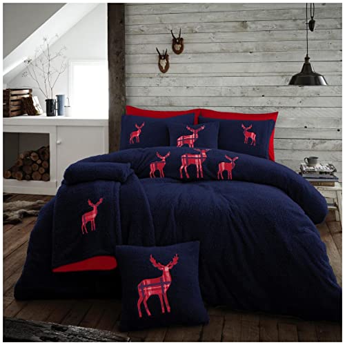 GC GAVENO CAVAILIA Stag Bettwäsche-Set für Doppelbett, superweicher und Fleece-Teddy-Bettbezug, waschbar, 3-teilig, Bettbezüge und Kissenbezüge, Emb Hirsch-Marineblau/Rot von GC GAVENO CAVAILIA