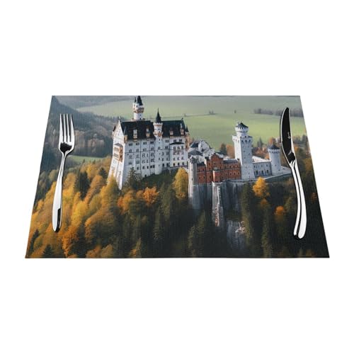 PVC-Platzdeckchen-Set, rutschfest, hitzebeständig, Vinyl, Schloss Neuschwanstein, abwischbar, waschbar, Tischmatten für Küche, Esstisch, Dekoration, 4 Stück PVC-Platzdeckchen-Set, rutschfest, hitzebeständig, Vinyl, Schloss Neuschwanstein, abwischbar, waschbar, Tischmatten für Küche, Esstisch, Dekoration, 4 Stück von GDSHJKLW