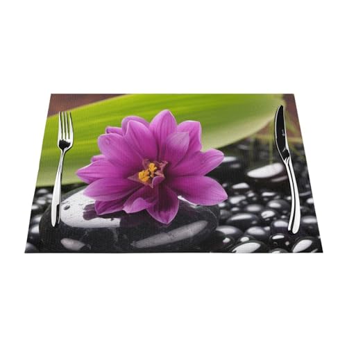 PVC-Platzsets, rutschfest, hitzebeständig, Vinyl, violette Blume mit schwarzem Stein, abwischbar, waschbar, Tischmatten für Küche, Esstisch, Dekoration, 1 Stück PVC-Platzsets, rutschfest, hitzebeständig, Vinyl, violette Blume mit schwarzem Stein, abwischbar, waschbar, Tischmatten für Küche, Esstisch, Dekoration, 1 Stück von GDSHJKLW