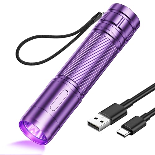 GEARLITE LED Wiederaufladbar UV Schwarzlicht Taschenlampe, Leicht Mini UV Lampe Ultraviolettes Licht mit 395nm Robust Wasserfest für Bernsteinsuche Geocaching Heimtierurindetektoren (Violett) von GEARLITE