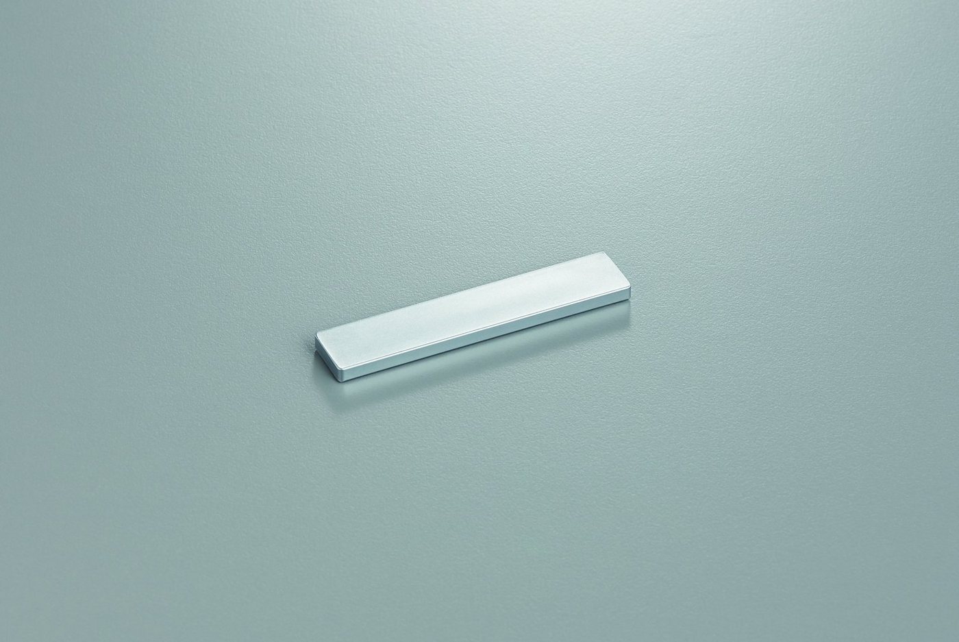GEBERIT Magnethalter, 100 x 5 x 20 mm selbstklebend - Aluminium eloxiert GEBERIT Magnethalter, 100 x 5 x 20 mm selbstklebend - Aluminium eloxiert von GEBERIT