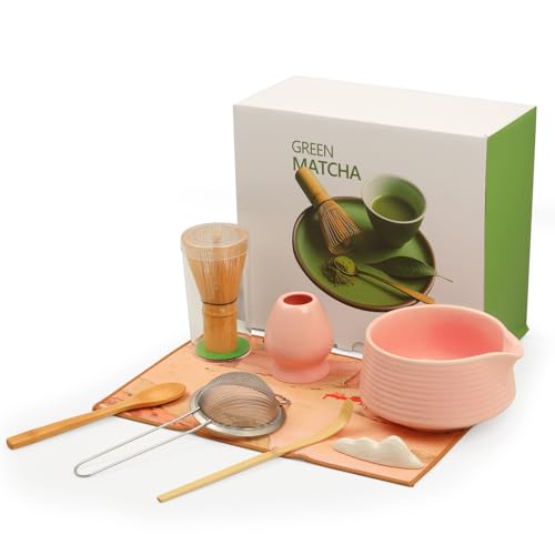 GEEKHOM Matcha Set Rosa - Pink Matcha Tee Set 8-Teiliges, Besen Bambus, Schale Mit Ausgießer, Sieb, Whisk Halter, Kochlöffel, Löffel Mit Holder, Teetuch - Matcha Zubehör Geschenk für Matcha-Liebhaber von GEEKHOM