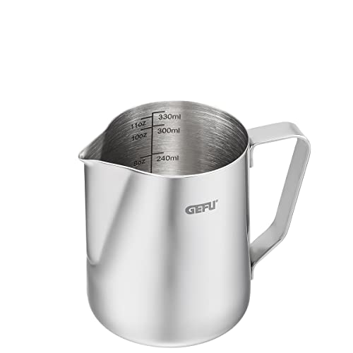 GEFU Milchkännchen BARISTA 350 ml | Edelstahl Kanne mit Ausgießnase & ml/fl.oz Skalierung | Für Milchschaum, Aufschäumen, Erhitzen, Spülmaschinengeeignet von GEFU