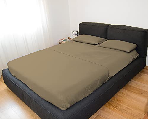 GEMITEX Bettwäsche-Set für Doppelbett, Farbe Taupe, bügelfrei, Satinoptik, 100% Polyester-Mikrofaser, bestehend aus 2 Bettlaken und 2 Kissenbezügen, hergestellt in Italien. von GEMITEX