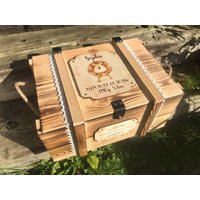 Große Baby Erinnerungskiste Personalisiert Mit Löwe/Erinnerungsbox Aus Holz Gravur von GERILYS