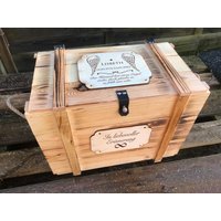 Große Trauerkiste Mit Engelsflügeln, Erinnerungskiste Personalisiert Name, Geschenk Für Trauernde, Erinnerungsbox Gravur von GERILYS