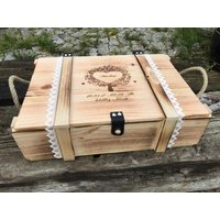 Kleine Erinnerungskiste Zur Geburt Oder Taufe, Graviert Mit Lebensbaum/Erinnerungsbox Aufbewahrungsbox Holzkiste Gravur Holzbox von GERILYS